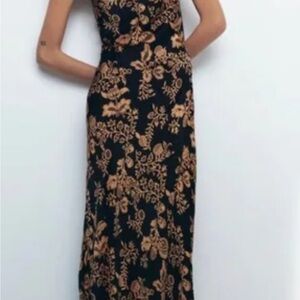 Zara Elegant Black and Gold Patterned Maxi Dress